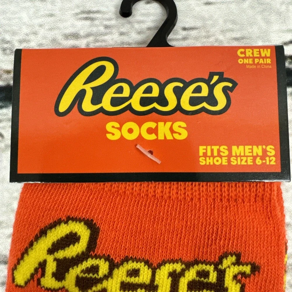 Reese's Socks 🆕 Crew One Pair Men's Shoe [Size‎ 6-12] Orange Novelty